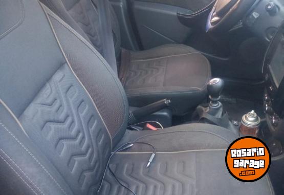 Autos - Renault duster 2016 GNC 117000Km - En Venta