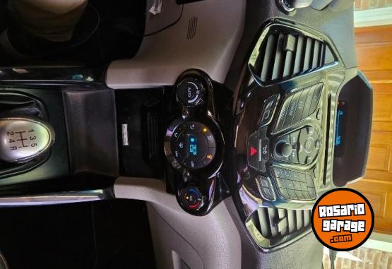 Autos - Ford ECOSPORT  2.0 TITANIUN 2013 Nafta 207000Km - En Venta