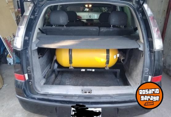 Autos - Chevrolet Meriva 2009 GNC 350000Km - En Venta