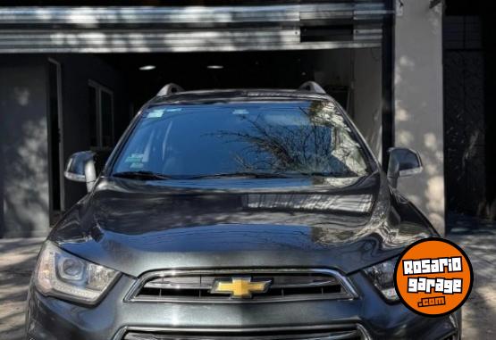 Camionetas - Chevrolet CAPTIVA 2017 Nafta 131000Km - En Venta