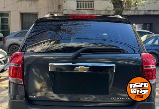 Camionetas - Chevrolet CAPTIVA 2017 Nafta 131000Km - En Venta