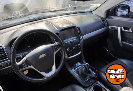 Camionetas - Chevrolet CAPTIVA 2017 Nafta 131000Km - En Venta