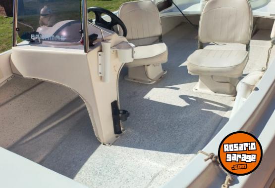 Embarcaciones - BAHAMAS 4.40 (MUY BIEN CUIDADO) CON TRAYLER - En Venta