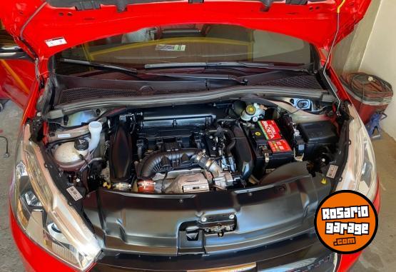 Autos - Peugeot 208 GT 2017 Nafta 69300Km - En Venta