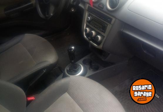 Autos - Volkswagen Voyage 1.6 2010 Nafta 160000Km - En Venta