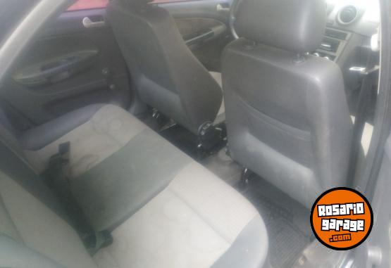 Autos - Volkswagen Voyage 1.6 2010 Nafta 160000Km - En Venta