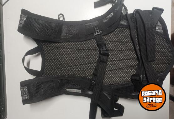 Deportes - Mochila Hidratacion Montagne Spirit 5 Litros - En Venta