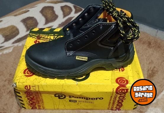 Indumentaria - Borcegos pampero talle 41 - En Venta