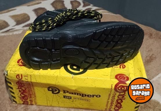 Indumentaria - Borcegos pampero talle 41 - En Venta