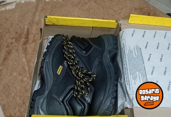 Indumentaria - Borcegos pampero talle 41 - En Venta