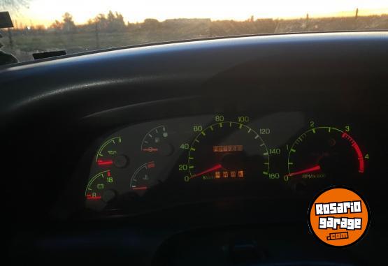 Camionetas - Ford F100 2003 Diesel 250000Km - En Venta