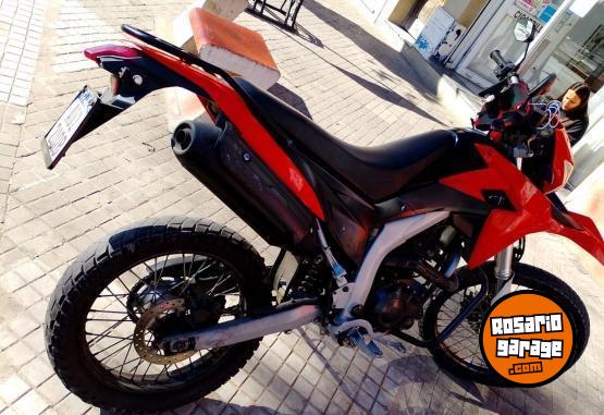 Motos - Guerrero GXR 250 TUNDRA 2017 Nafta 40000Km - En Venta