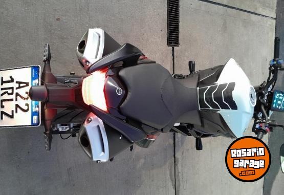 Motos - Benelli TNT 600 2024 Nafta 4500Km - En Venta