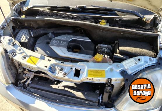 Autos - Chevrolet MERIVA GL 1.8 AB PLUS 2010 Nafta 214000Km - En Venta