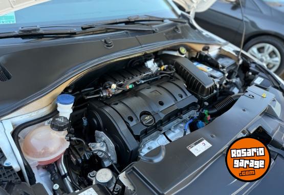 Autos - Peugeot 301 ALLURE PLUS 2017 Nafta - En Venta