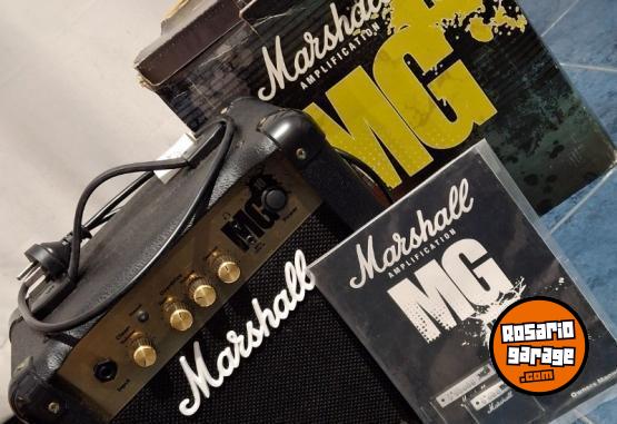 Instrumentos Musicales - Amplificador Marshall MG 10 - En Venta