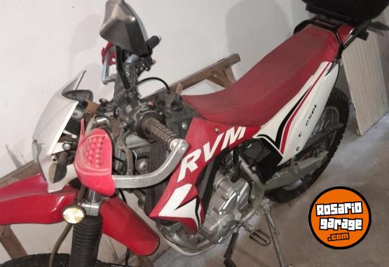Motos - RVM 14-RVM CZ 250 2022 Nafta 9225Km - En Venta