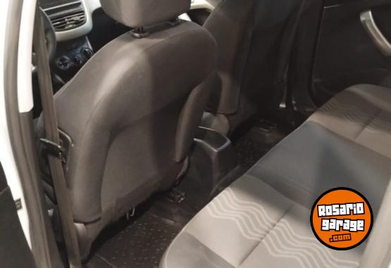 Autos - Peugeot 2008 ALLURE 1.6 MT 2019 Nafta 86000Km - En Venta