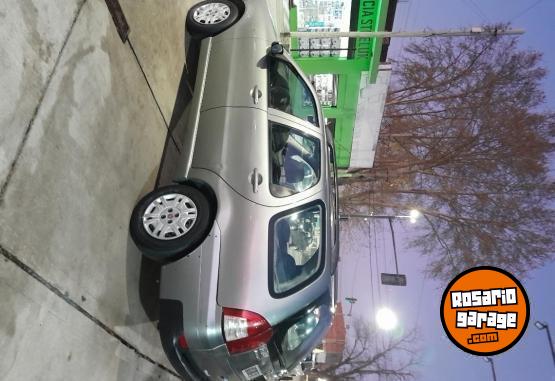Autos - Fiat Palio Weekend 1.8 2006 GNC 999999Km - En Venta
