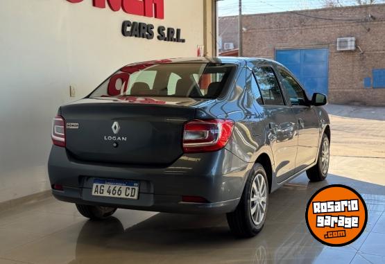 Autos - Renault Logan 2024 GNC 54000Km - En Venta
