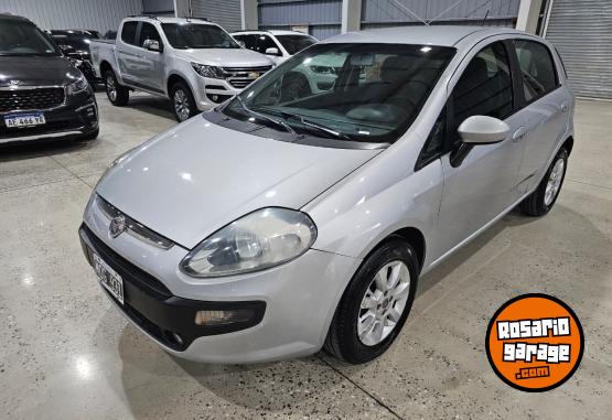 Autos - Fiat Punto 1.4 attractive 2013 Nafta 135000Km - En Venta