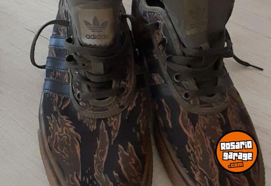 Indumentaria - Zapatillas Adidas talle 43 excelente estado - En Venta