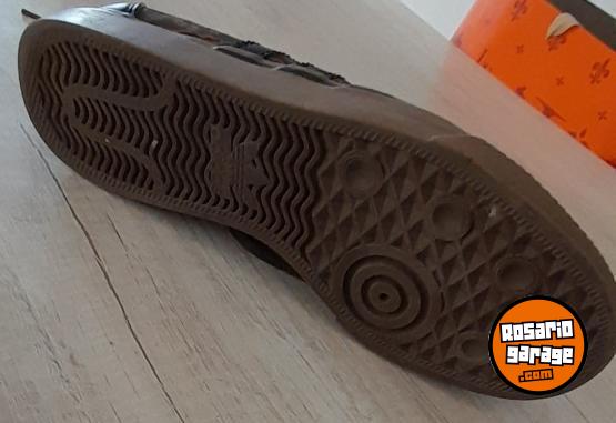 Indumentaria - Zapatillas Adidas talle 43 excelente estado - En Venta