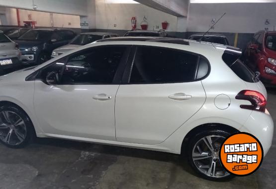 Autos - Peugeot 208 2020 Nafta 51000Km - En Venta