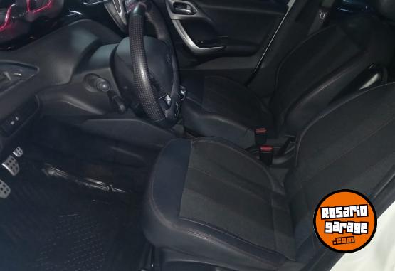Autos - Peugeot 208 2020 Nafta 51000Km - En Venta