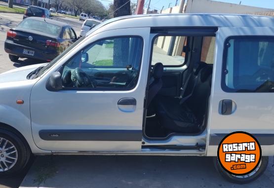 Utilitarios - Renault KANGOO 1.9 EXPRESSION BRE 2006 Diesel 210000Km - En Venta