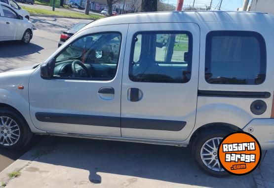 Utilitarios - Renault KANGOO 1.9 EXPRESSION BRE 2006 Diesel 210000Km - En Venta