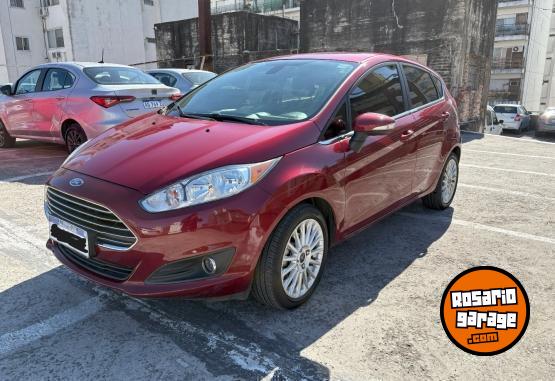 Autos - Ford Fiesta Titanium 2018 Nafta 84000Km - En Venta
