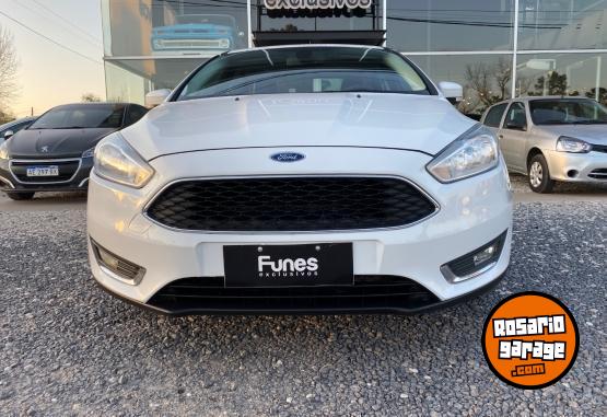 Autos - Ford Focus SE Plus 2.0 2017 Nafta 100000Km - En Venta