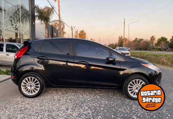 Autos - Ford Fiesta SE Plus 1.6 2015 Nafta 63000Km - En Venta