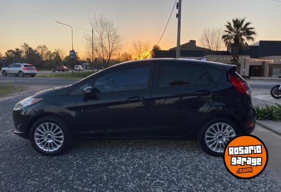 Autos - Ford Fiesta SE Plus 1.6 2015 Nafta 63000Km - En Venta