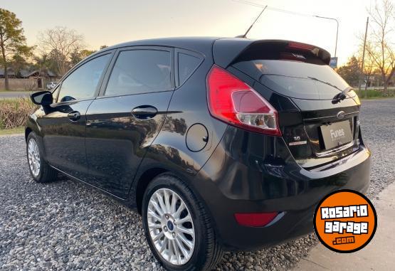Autos - Ford Fiesta SE Plus 1.6 2015 Nafta 63000Km - En Venta