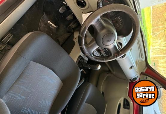 Utilitarios - Renault KANGOO 2013 Diesel 235000Km - En Venta
