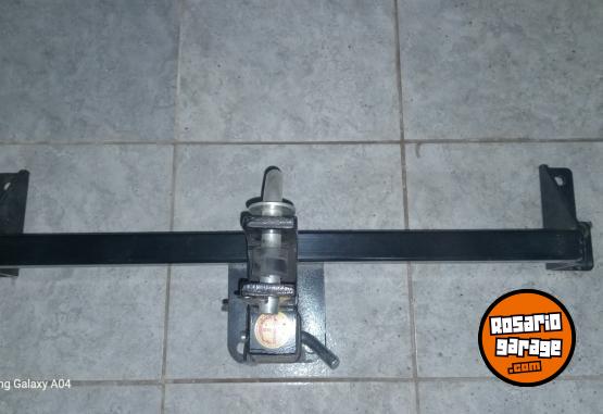 Accesorios para Autos - Enganche para 208 - En Venta