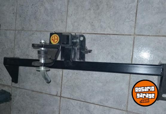 Accesorios para Autos - Enganche para 208 - En Venta