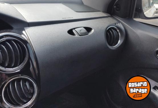 Autos - Toyota Etios 2014 Nafta 110000Km - En Venta