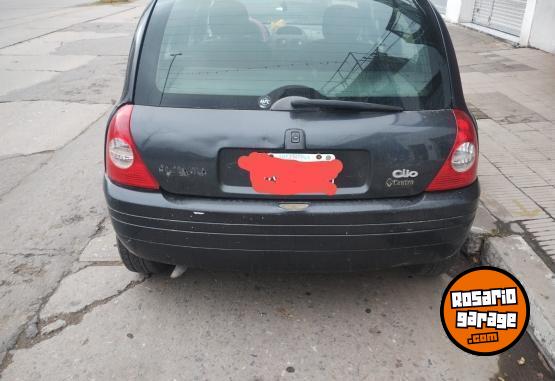 Autos - Renault Clio 2 2002 Nafta 188000Km - En Venta