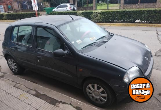 Autos - Renault Clio 2 2002 Nafta 188000Km - En Venta