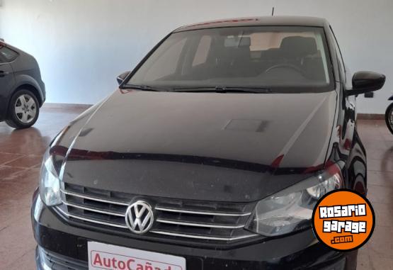Autos - Volkswagen POLO 1.6 CONFORTLINE 2016 Nafta 122000Km - En Venta