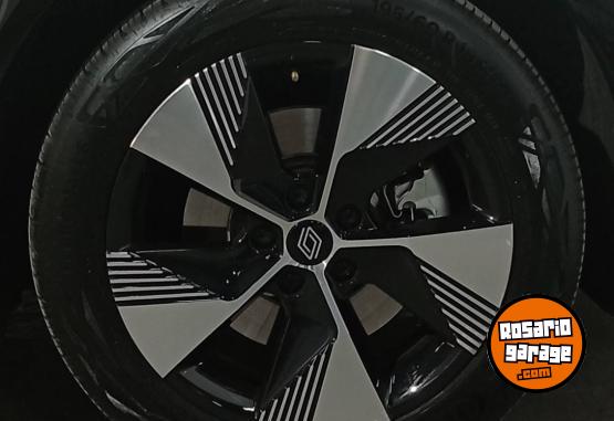 Autos - Renault MEGANE E-TECH 2024 Electrico / Hibrido 1735Km - En Venta