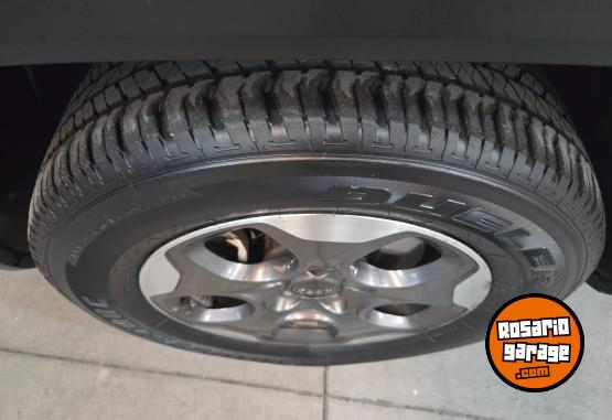 Camionetas - Nissan Renegade 2017 Nafta 141000Km - En Venta