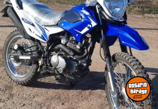 Motos - Motomel Skua 250 2024 Nafta 250Km - En Venta