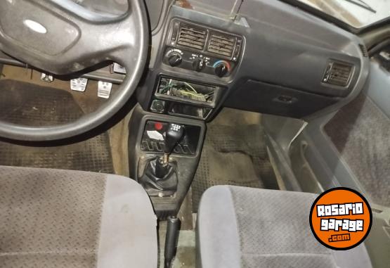 Autos - Ford Escort gua 1.8 1993 GNC 200000Km - En Venta