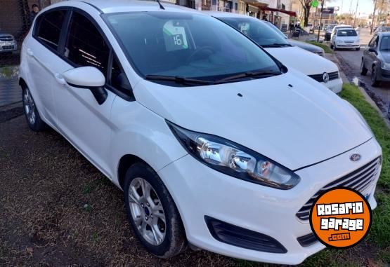 Autos - Ford Fiesta gol corsa 208 ka 2016 Nafta 139000Km - En Venta