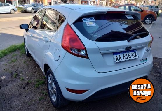 Autos - Ford Fiesta gol corsa 208 ka 2016 Nafta 139000Km - En Venta