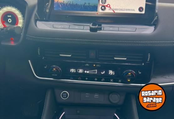 Camionetas - Nissan X-TRAIL EXCLUSIVE 2025 Nafta 0Km - En Venta